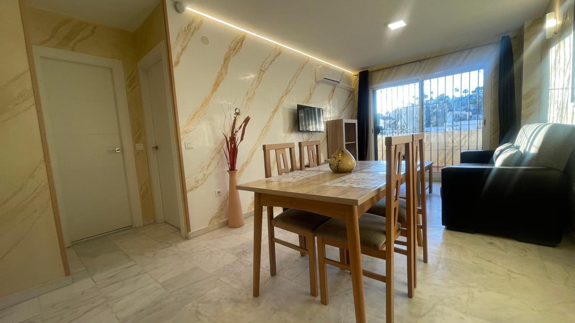 Apartamento Con Vista A La Piscina Apartment Benalmadena Ngoại thất bức ảnh