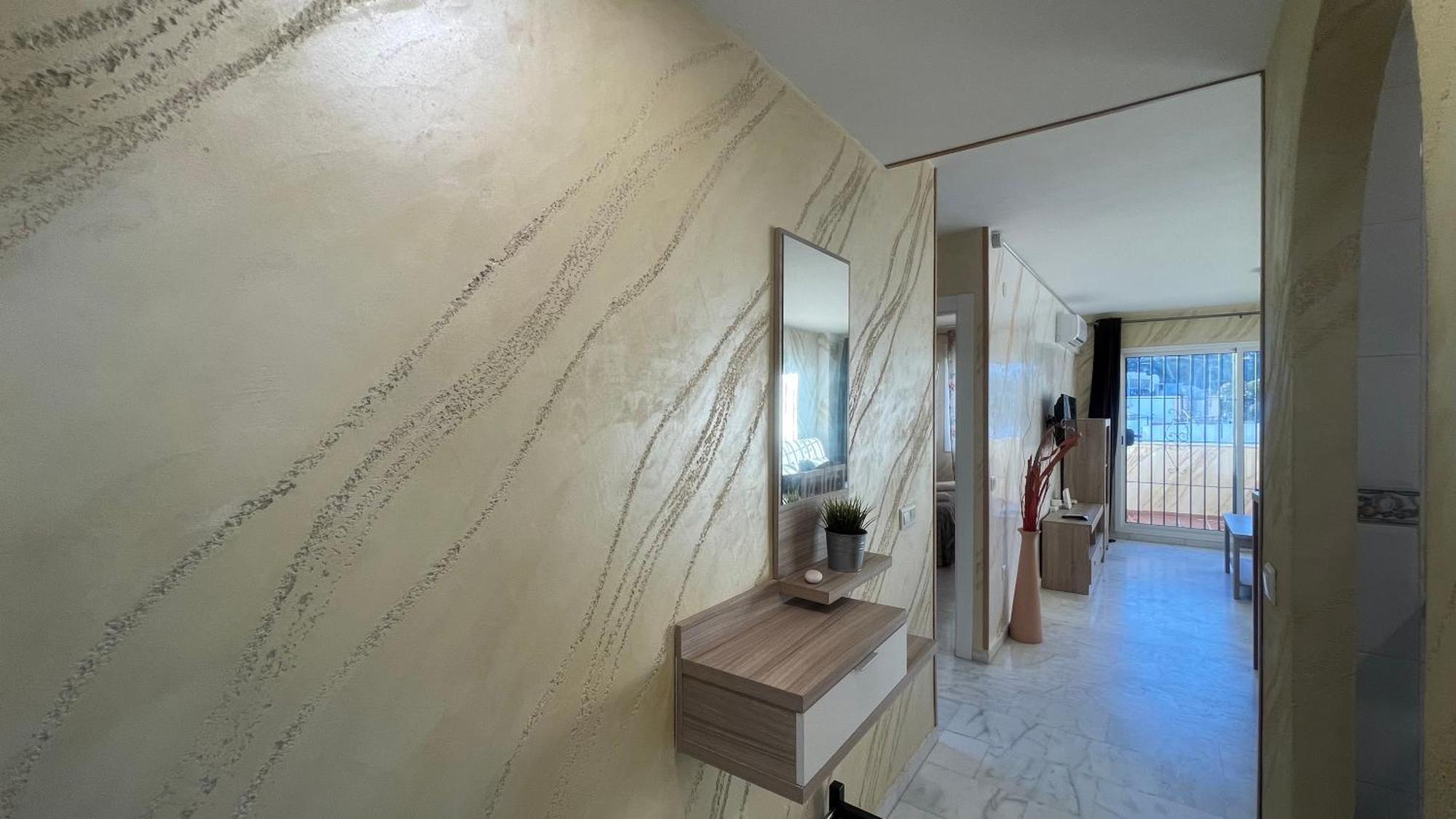 Apartamento Con Vista A La Piscina Apartment Benalmadena Ngoại thất bức ảnh