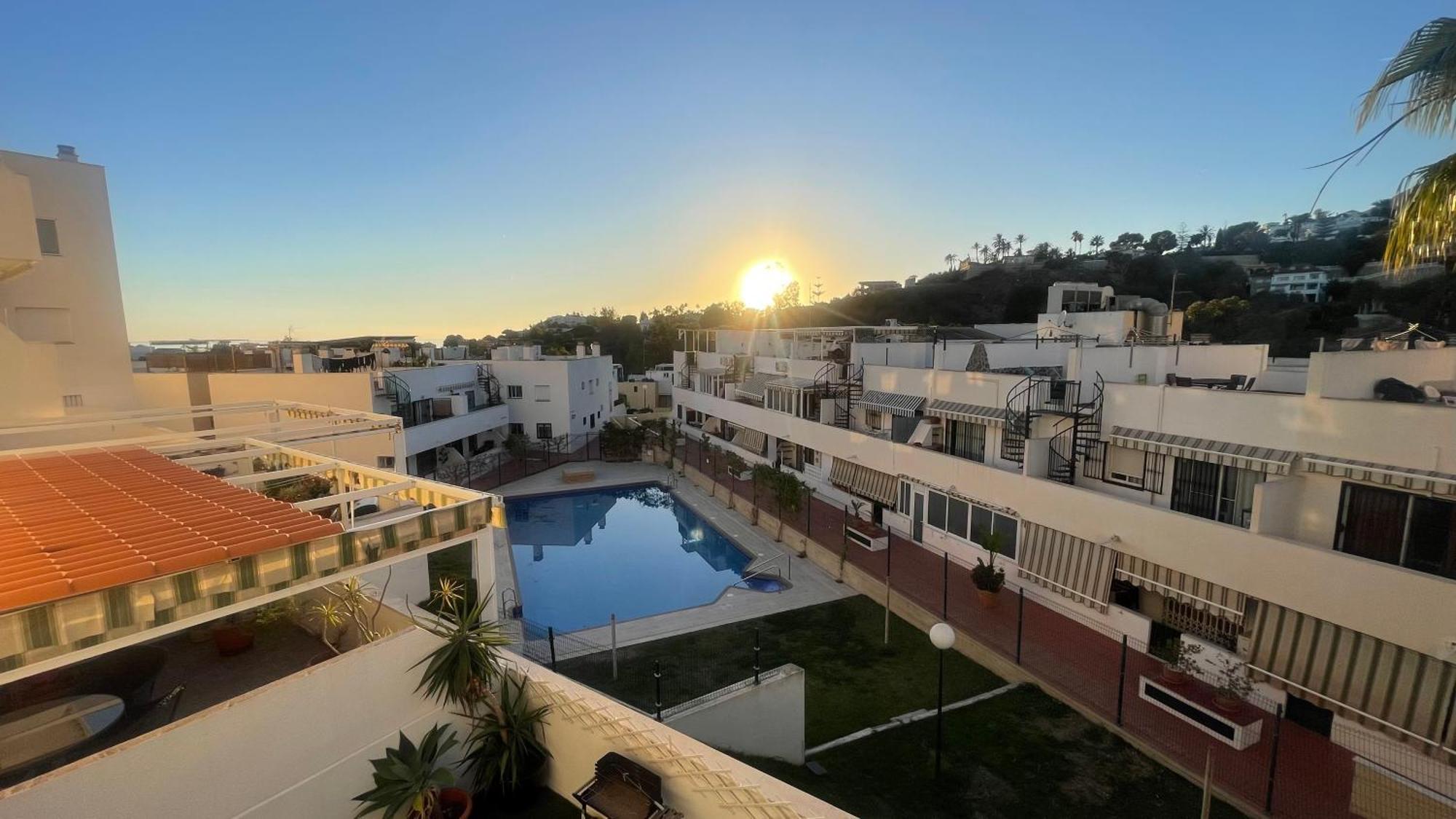Apartamento Con Vista A La Piscina Apartment Benalmadena Ngoại thất bức ảnh